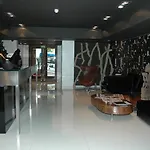 トリンダード 4*
