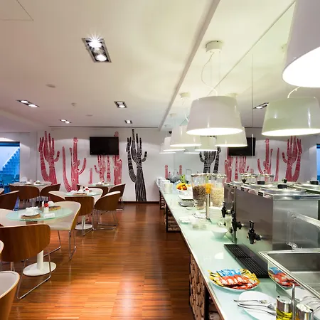 Hotel Trindade 4*