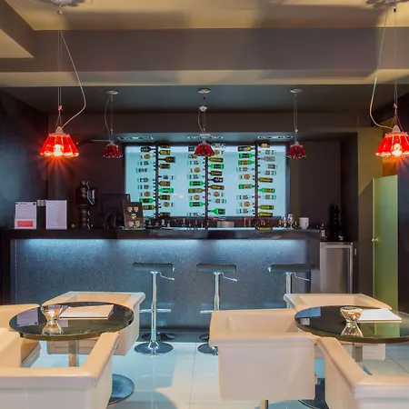 波尔图特林达德酒店