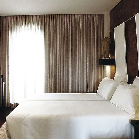 波尔图特林达德酒店 酒店