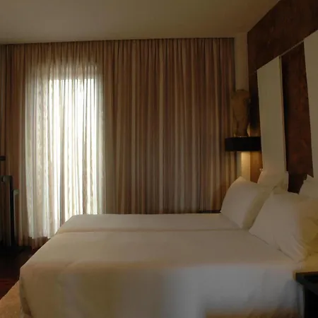 波尔图特林达德酒店 酒店