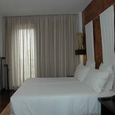 Trindade 4* Oporto